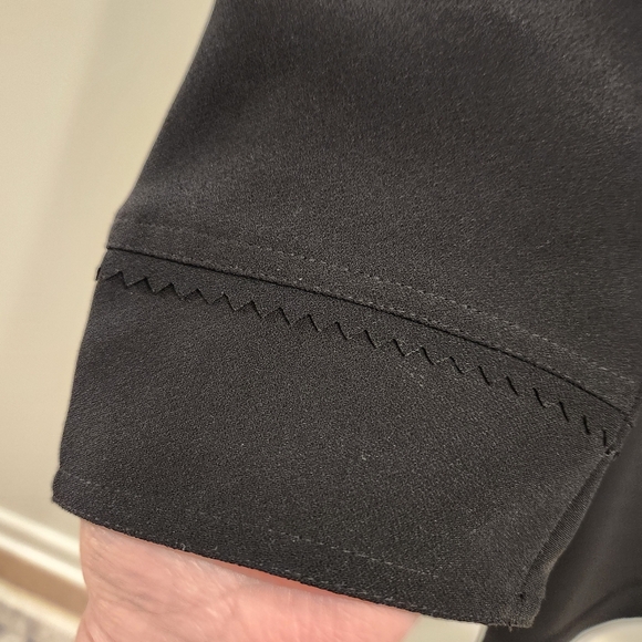 Banana Republic Little Black Dress 3/4 Sleeve Crew Neck Laser Cut Detailing SZ 6 - Picture 13 of 15